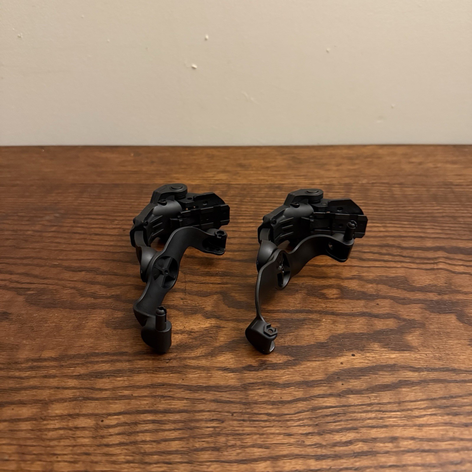Back Helmet Adapter Model S40 Compatible with Ops-Core ARC Helmet System.