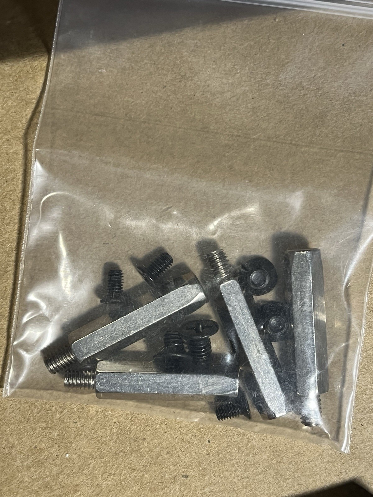 Lenovo Inmount101 Instore Screen Mounting Solution Rear Bracket