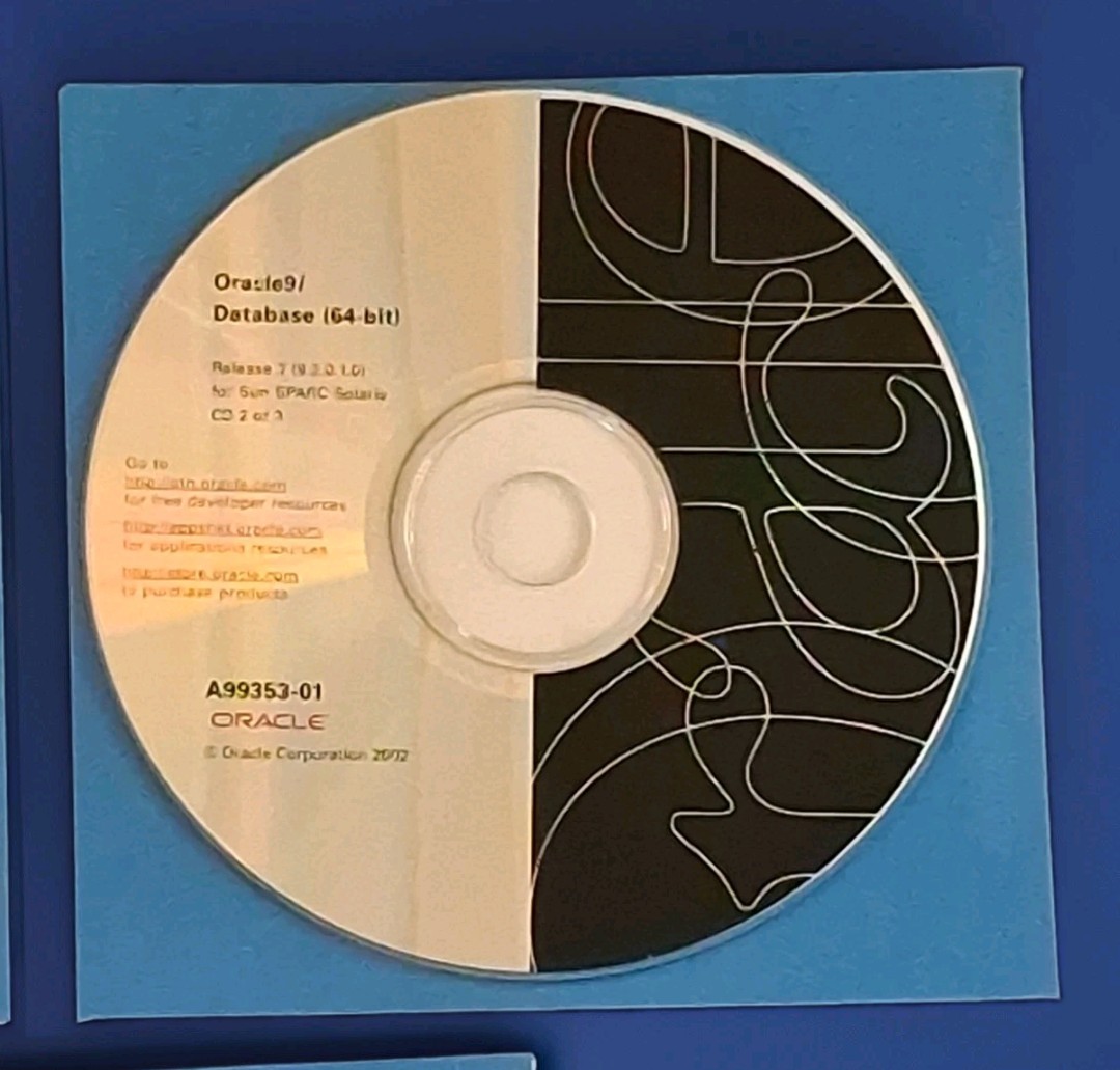 Oracle9i Database Release 2 64-bit SPARC & Solaris 3CDs set 9.2.0.1.0 Scarce