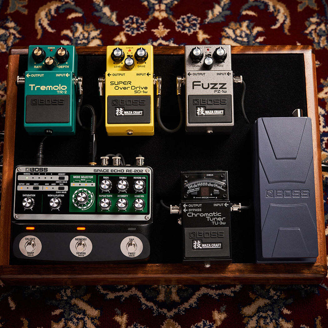 Boss RE-202 Space Echo Delay/Reverb Pedal