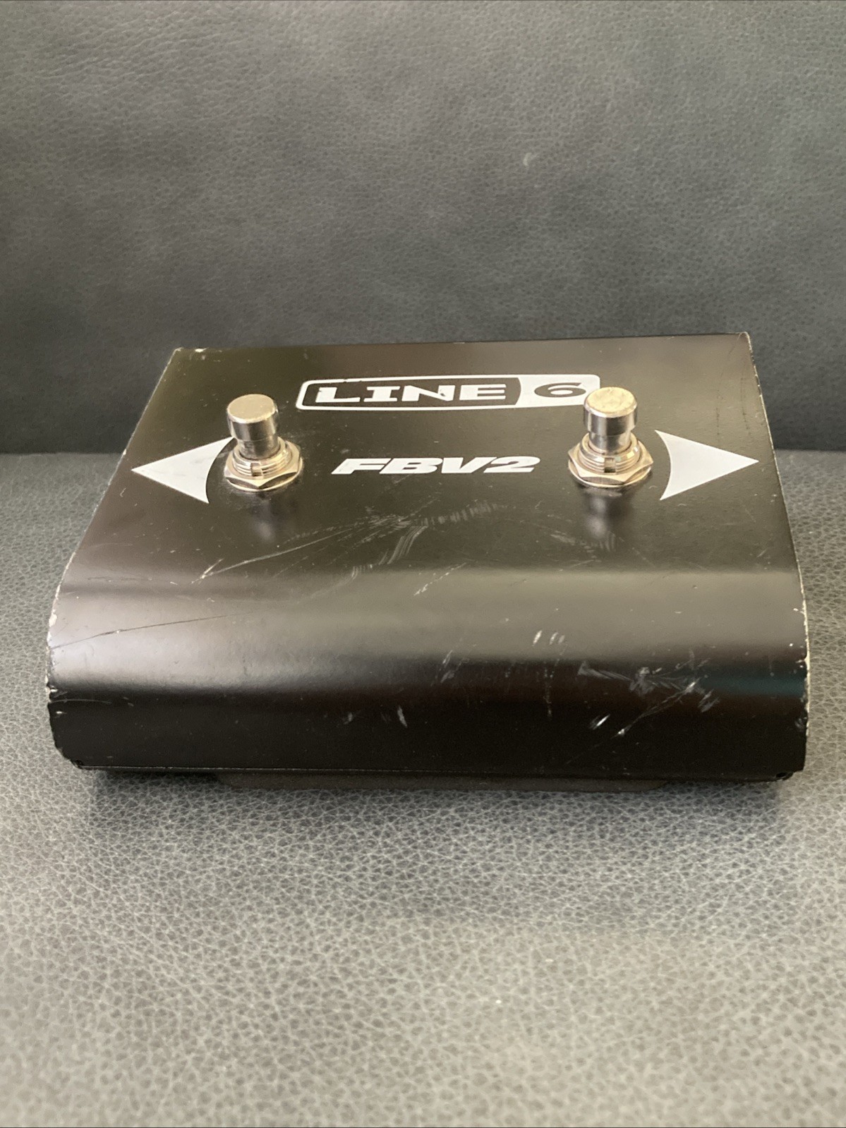 Line 6 FBV2 2-Button Footswitch Foot Switch Controller with Cable for Guitar Amp
