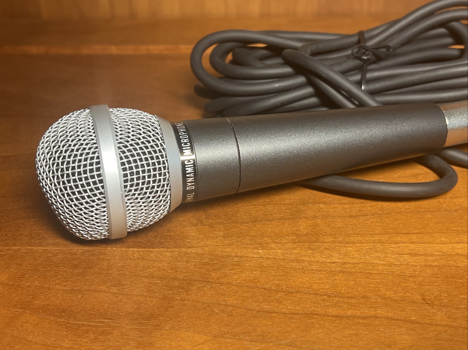 Voice-Craft Uni-Directional Dynamic Microphone DM-6000 MINT