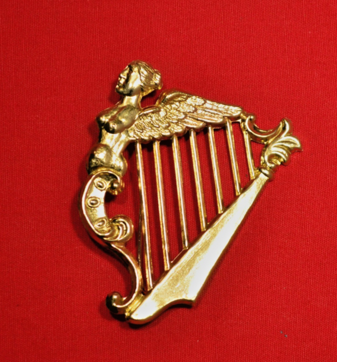 CIVIL WAR Brass LARGE IRISH Goddess Eire HARP INSIGNIA COAT/HAT/CAP