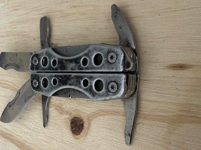 Gerber Shortcut Multi-tool w/ Black Handles Pliers Keychain — Great condition