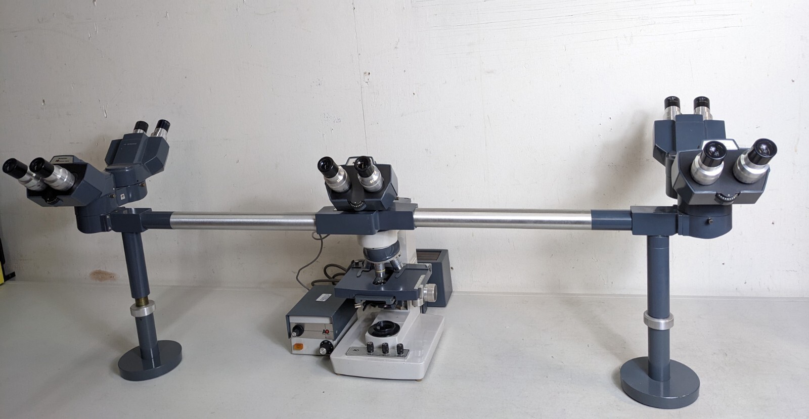 American Optical illuminator Model 1135 Teaching Assistant Microscope