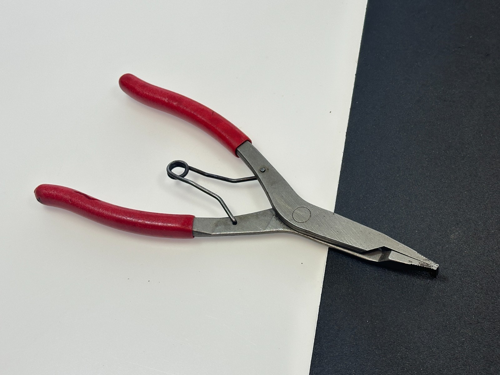 🇺🇸Snap-on Tools USA SRP2B RED 90° Tip Snap Ring Retaining Pliers Spring Loaded