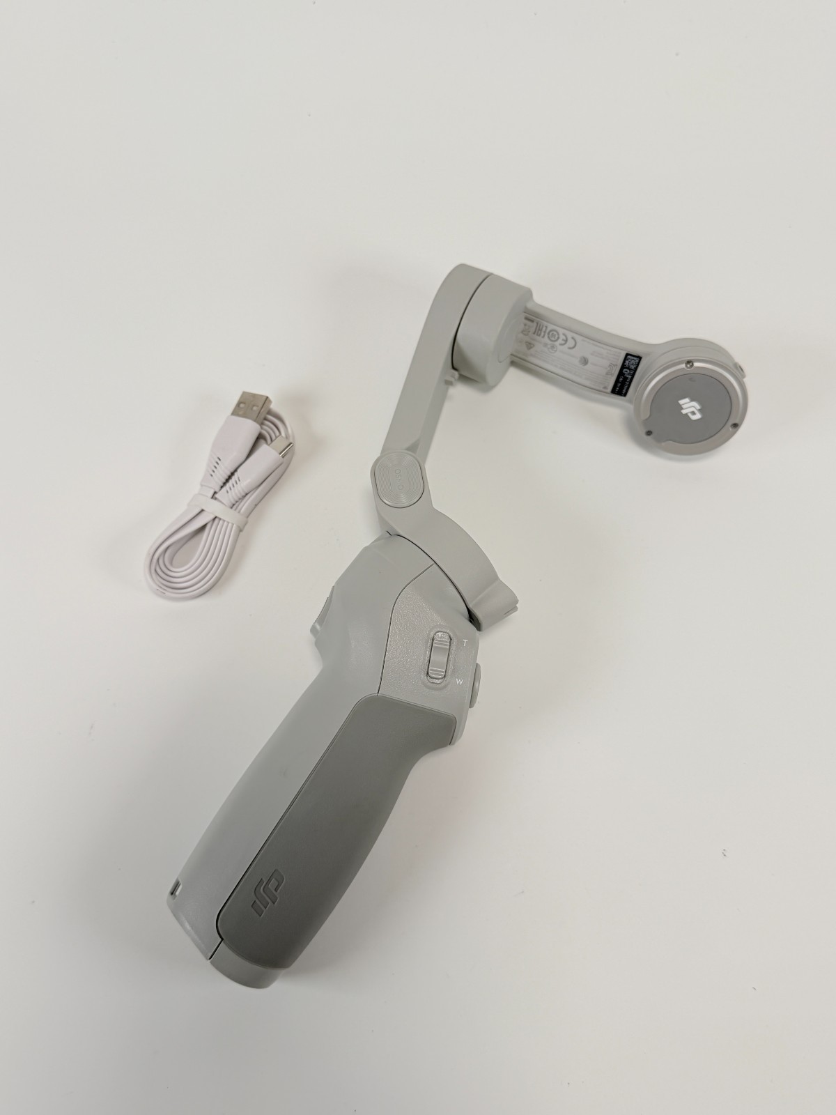DJI OM 4 3-Axis Camera and Smartphone Stabilizer Ships Fast!!!