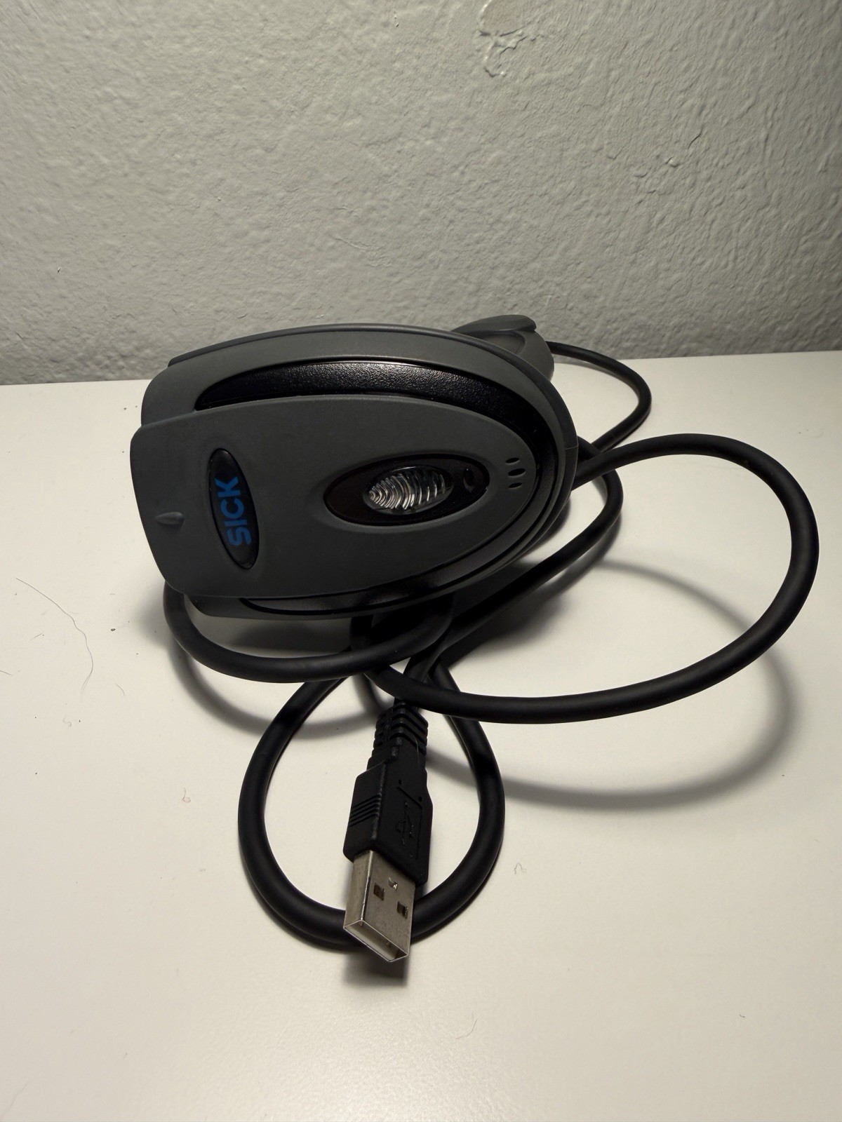 SICK Medical Barcode Scanner IDM140-21P06 Used Tested
