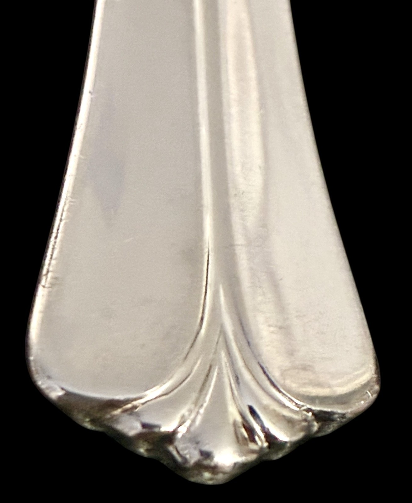 PFALTZGRAFF Stainless "ELLINGTON" 18/8 Flatware 4 dinner knives