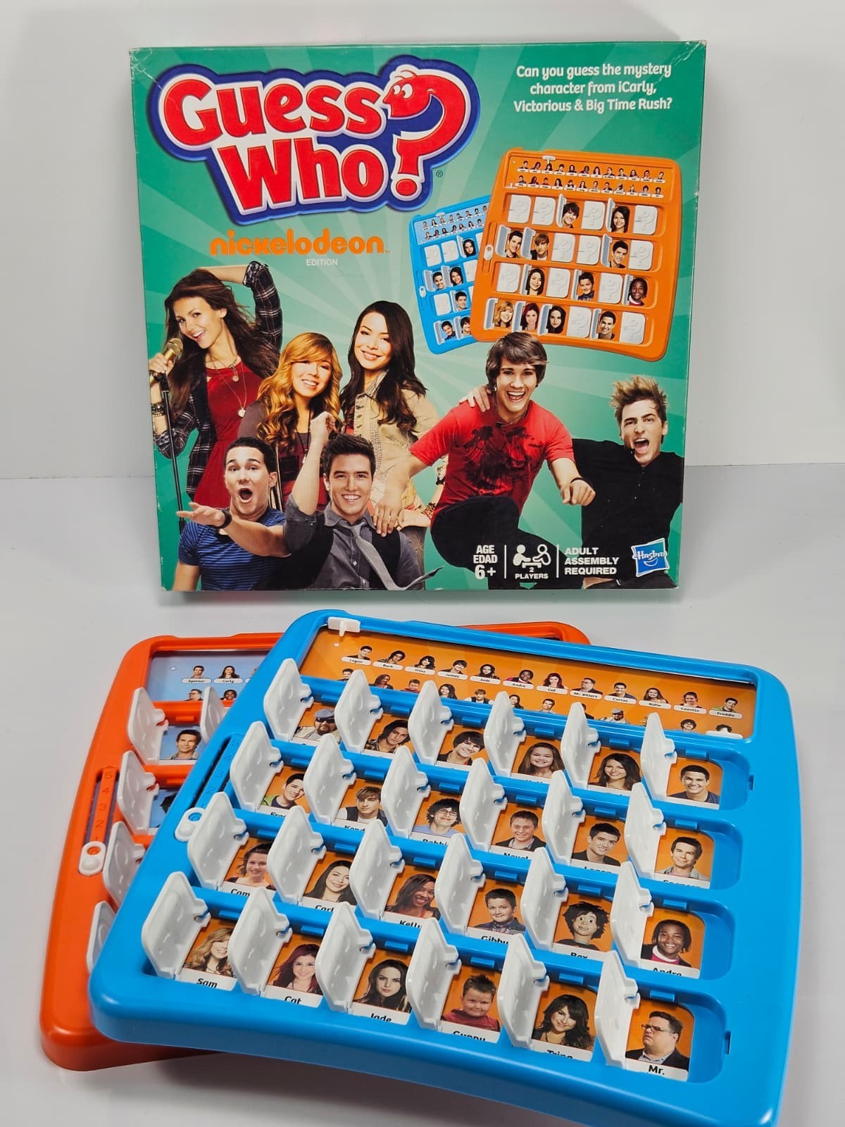 Hasbro Guess Who Nickelodeon Edition 2011 iCarly Victorious Big Time Rush *READ*
