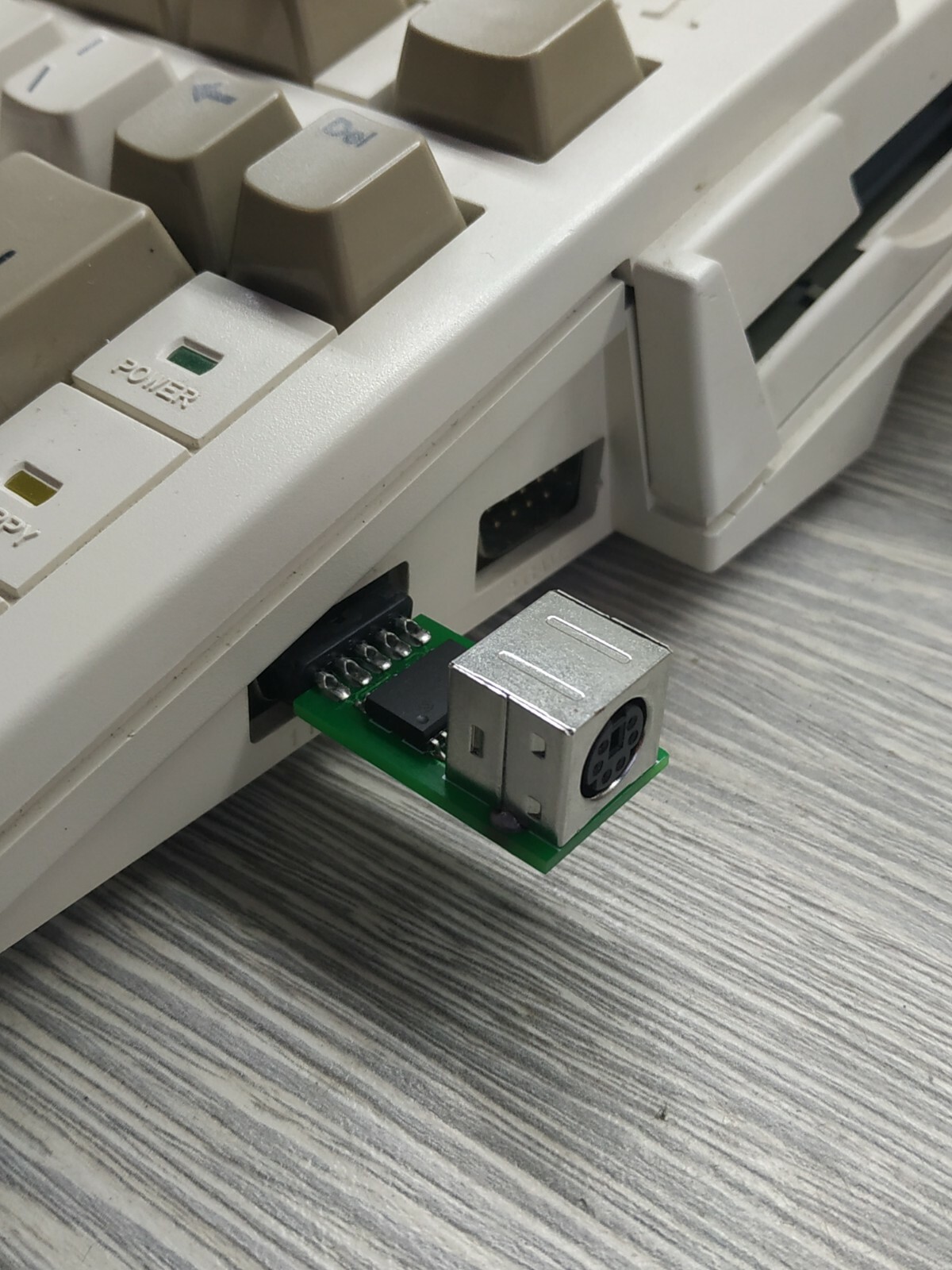 Amiga mouse Adapter (for PS2 mouse) , for amiga A600