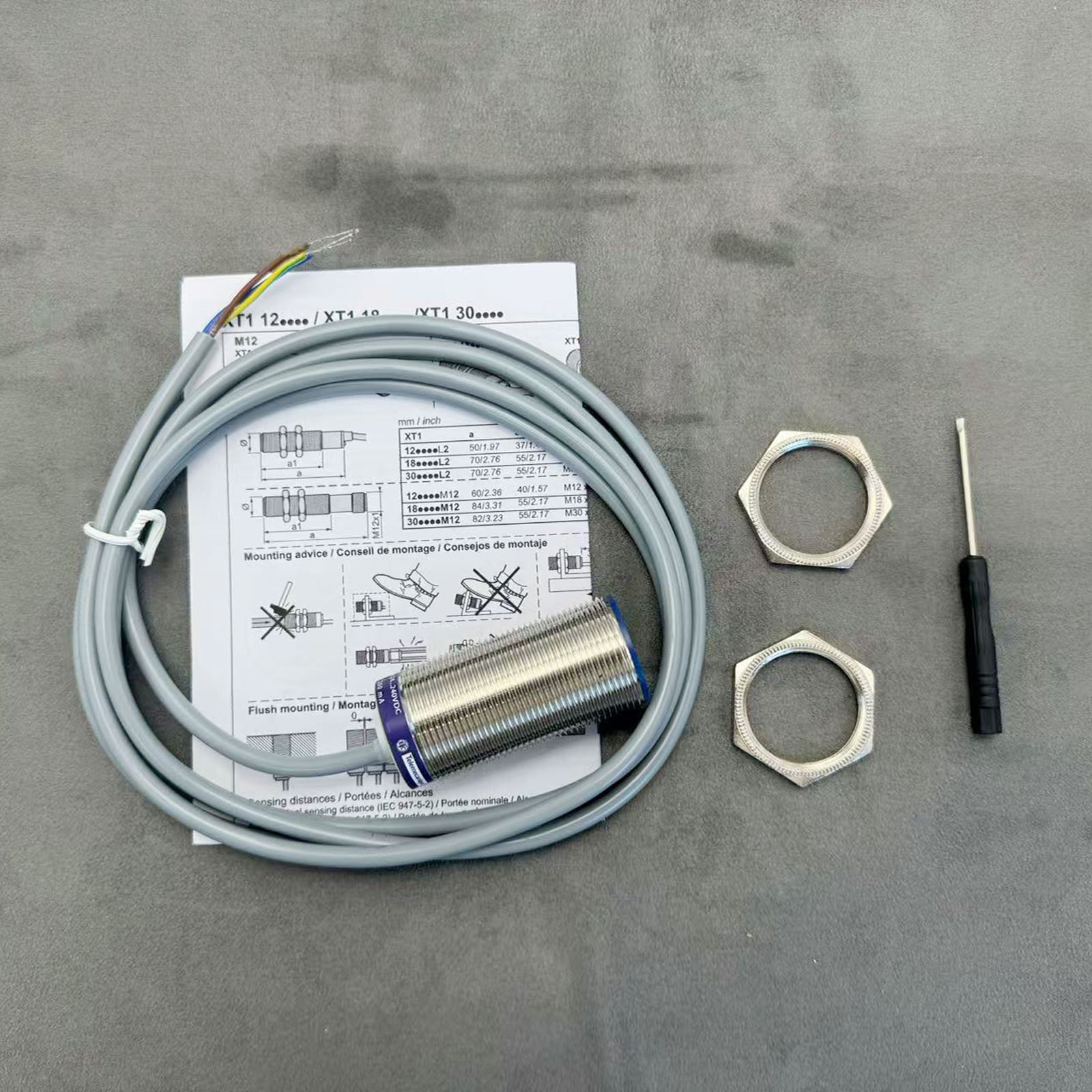 Brand New XT130B1FAL2 Proximity Switch Sensor for Schneider