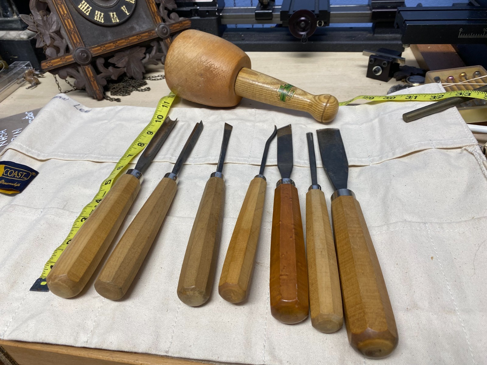 PRICE DROP🤗 ENGLAND 7 Henry Taylor Wood Carving Tools Acorn with 1 Mallet
