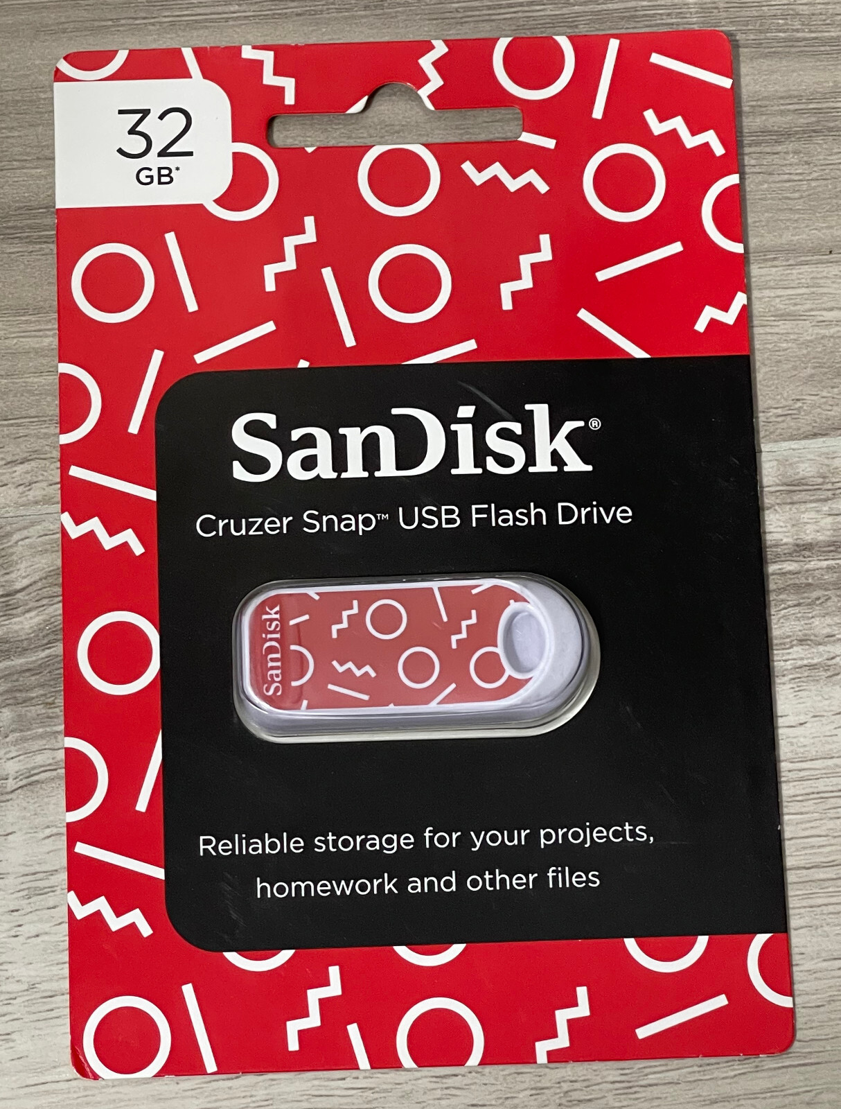SanDisk 32gb Cruzer Snap USB 2.0 Flash Drive With Red Squiggles Print New Sealed