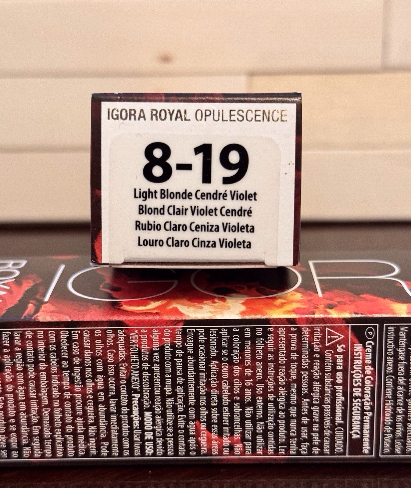 Schwarzkopf Igora Royal Opulescence 8-19 Light Blonde Cendré Violet Color 2oz