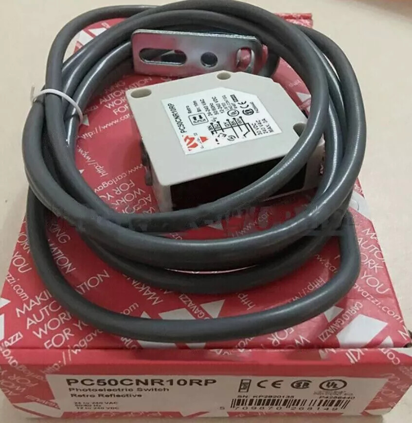 1PC NEW FOR CARLO GAVAZZI Photoelectric switch sensor PC50CNR10RP