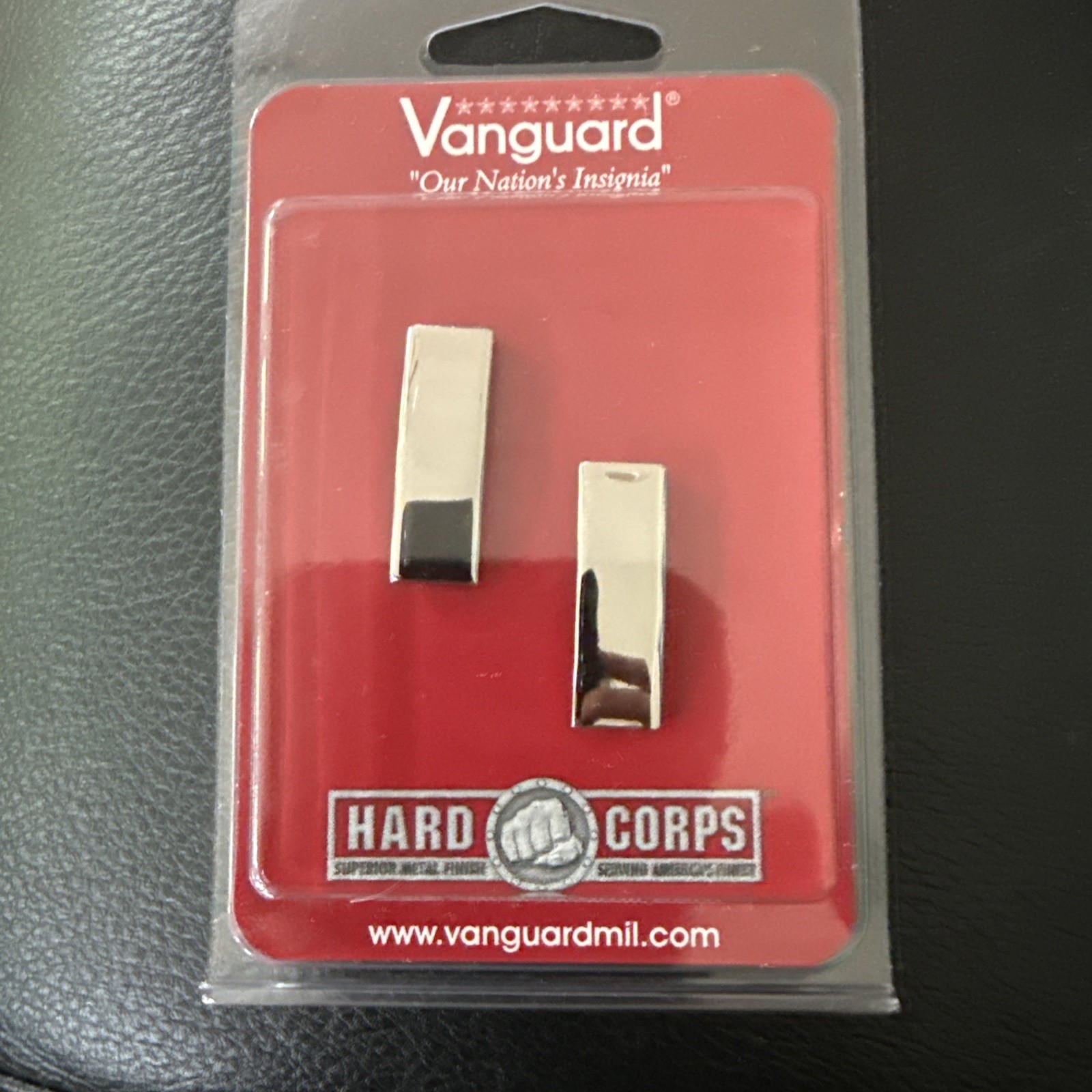 Vanguard Hard Corps Insignia Coat Device: Lieutenant Junior Grade