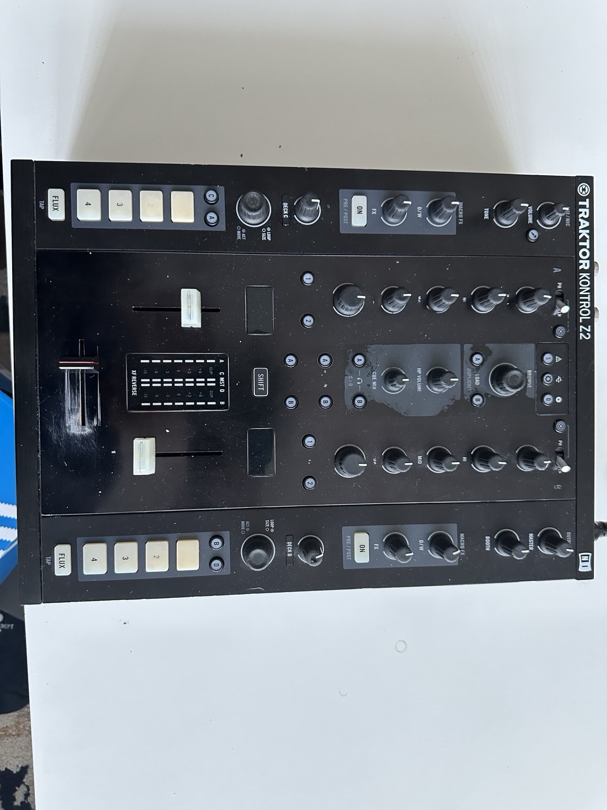 traktor z2 mixer. Powers On/Untested