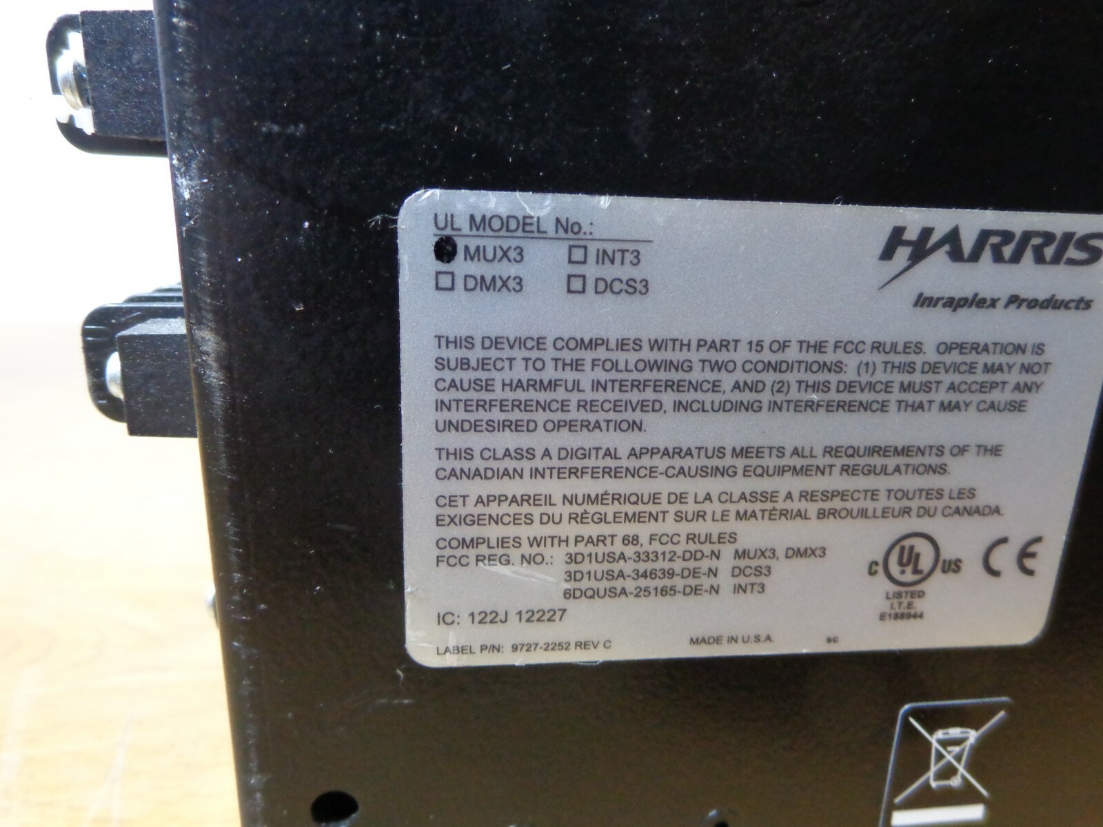 Harris MUX3 INTRAPFEX ACCESS SERVER MULTIPLEXER Chassis Box Enclosure