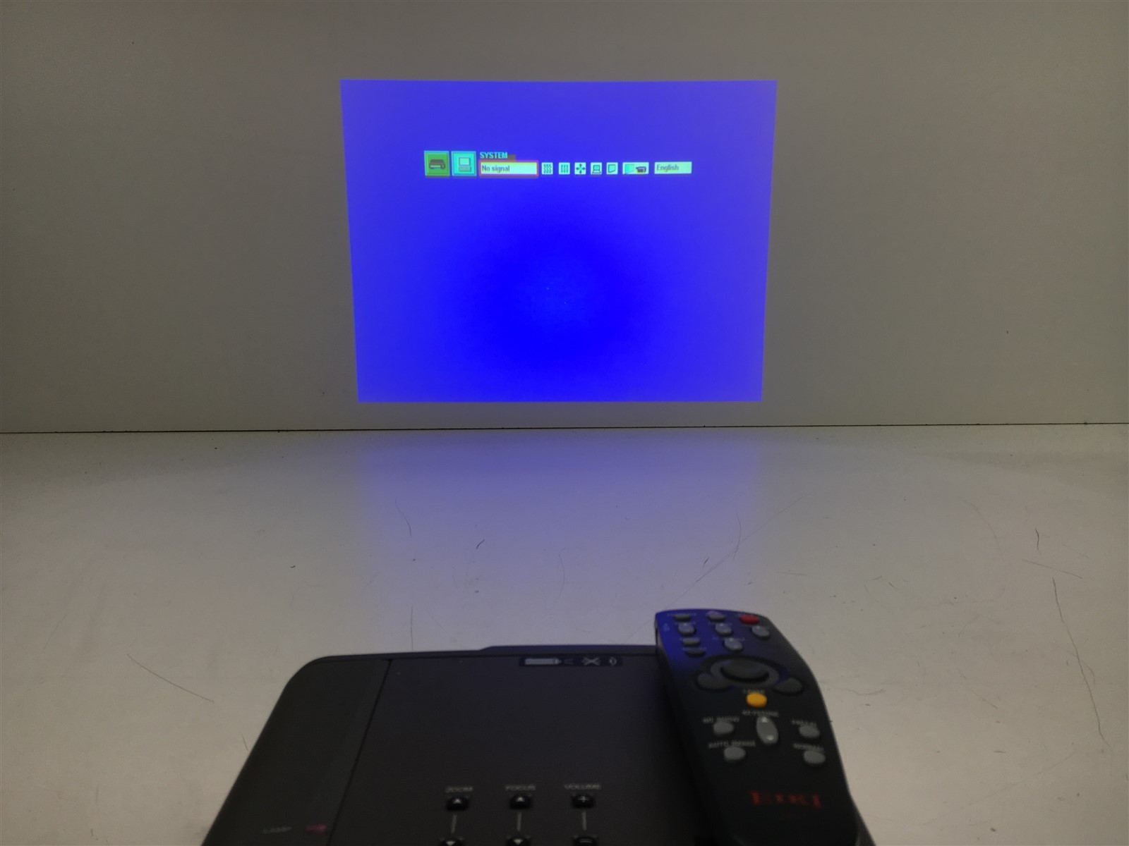 Eiki Notebook Projector LC-NB2 With Remote