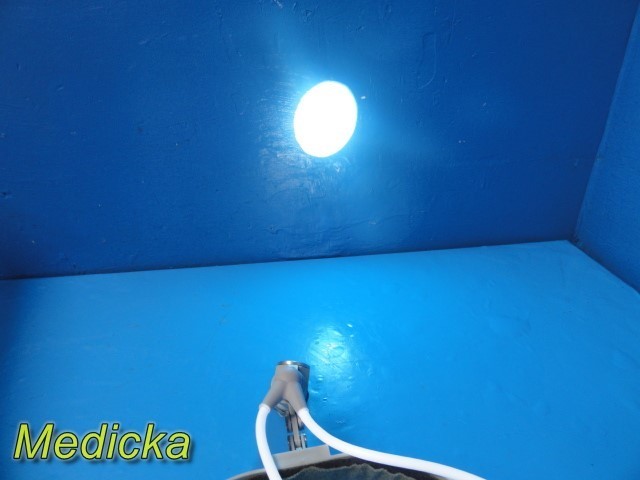 Integra Luxtec 9300XSP Surgical Light Source w/ Headlight & Fier Cable ~ 39207