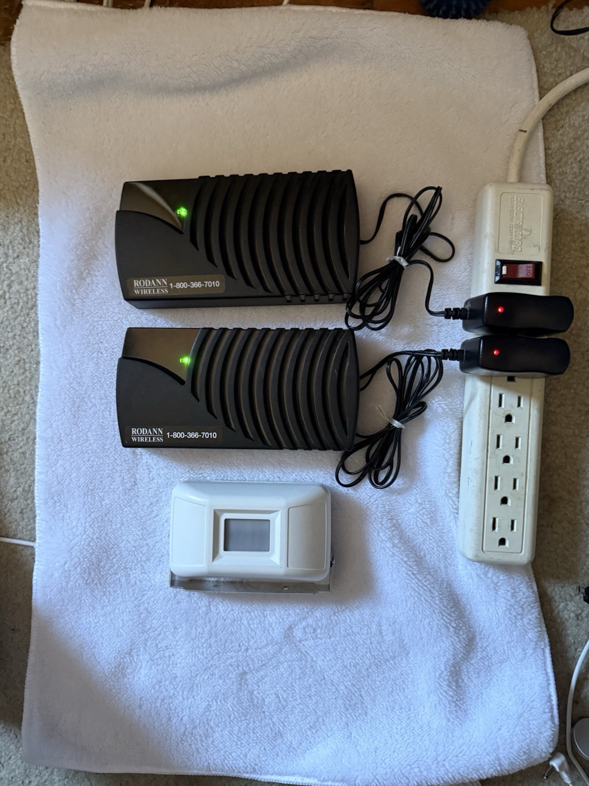 Rodann TX-1000A / RX-1000A Dual Receiver Door Chime System - 2 Chimes + 1 Sensor