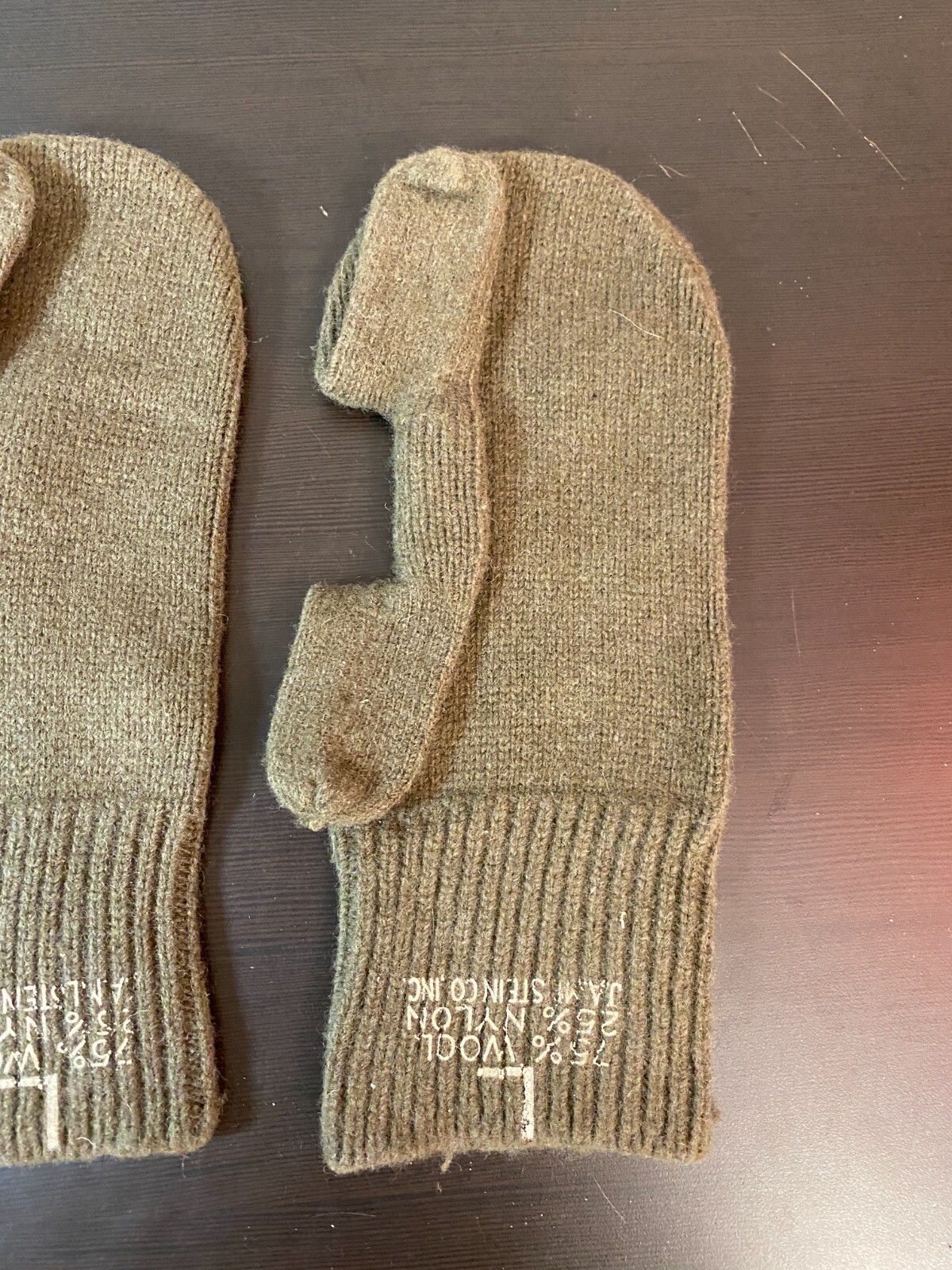 Vintage US Army Trigger Finger Mitten Inserts Size Large Wool / Nylon Unissued