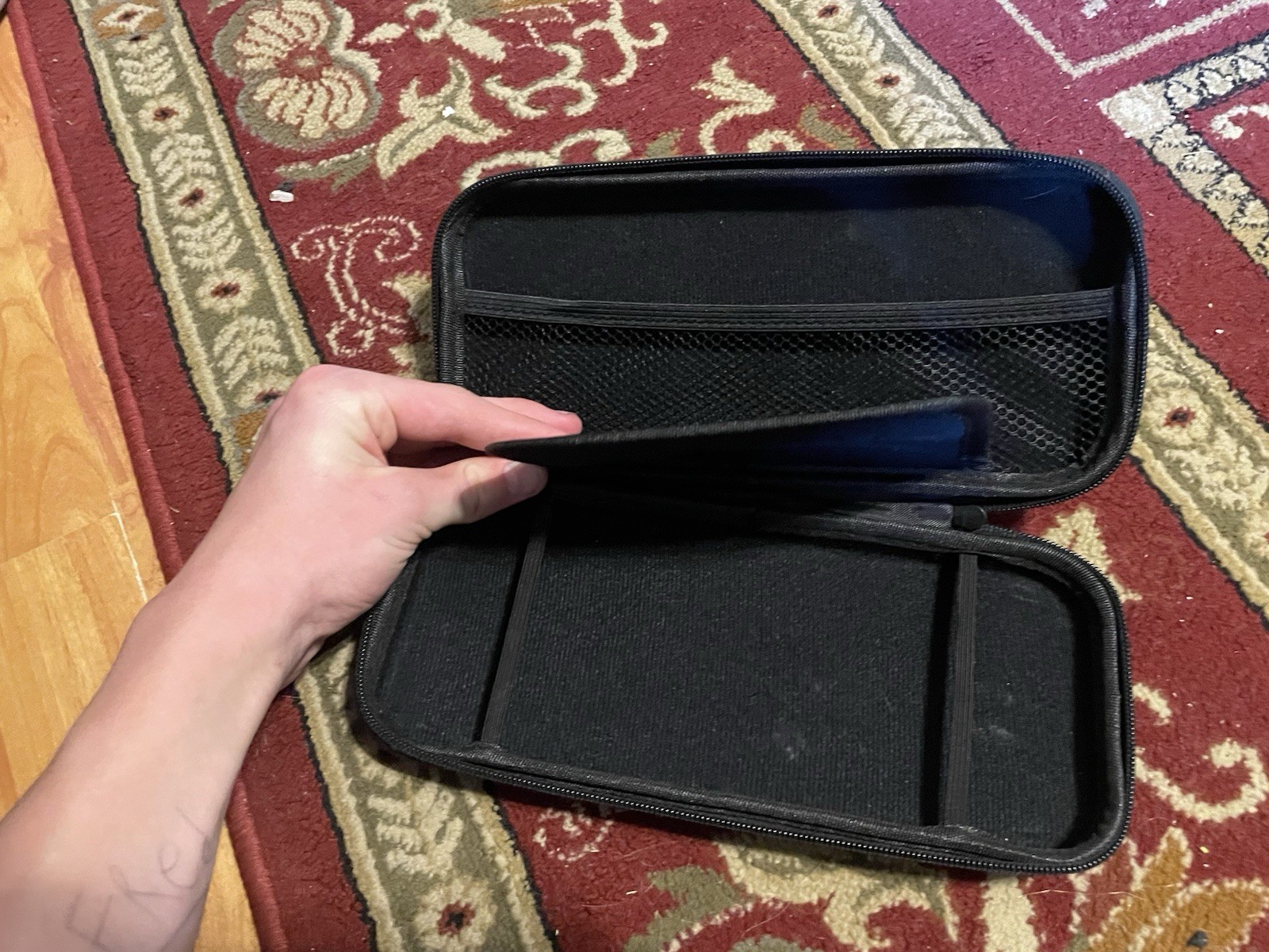 Nintendo Switch HAC-001 Handheld Console Red & Blue Joy-Con Stand Carrying Case