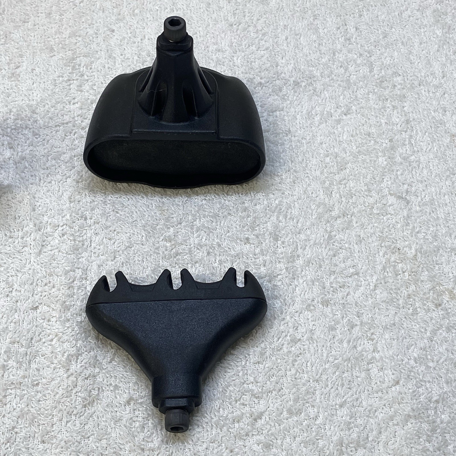 Bear Archery Bow Quiver And Unbranded Sights For Compound Bow
