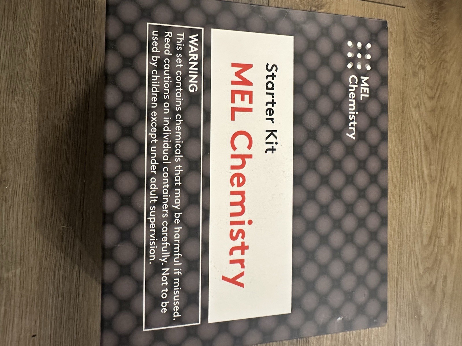 MEL Chemistry Science Experiment Lab Starter Kit  + 4 Experiments New