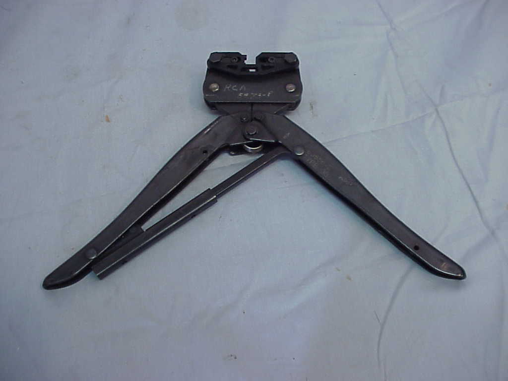 AMP Tyco 69656-E Type OB Ratchet Hand Crimp Tool