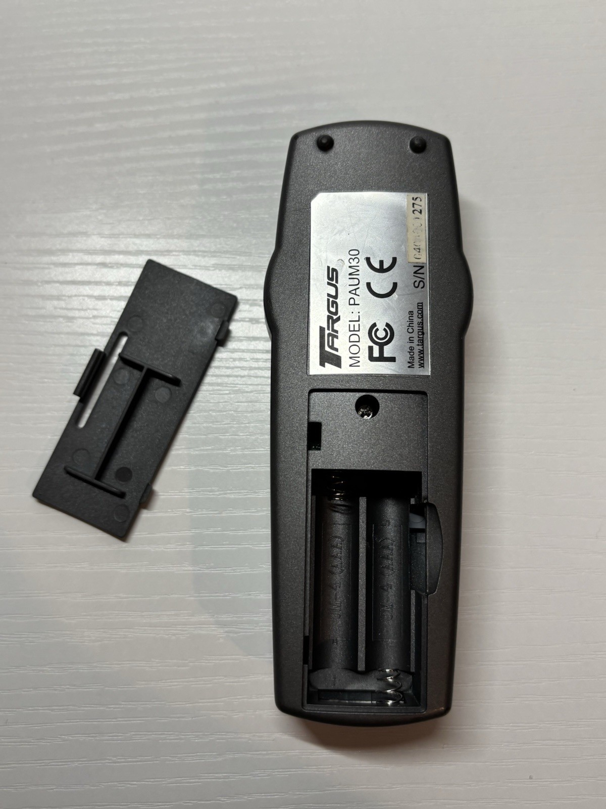 Targus PAUM30 Notebook Wireless Presenter Remote Control w/ Laser Pointer Gray