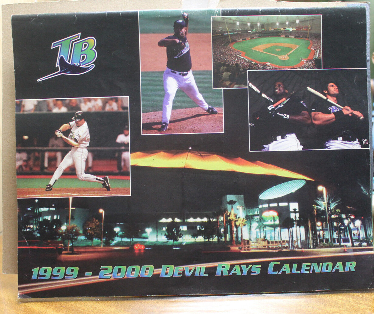 146/  TAMPA BAY DEVIL RAYS 1999-2000 CALENDAR