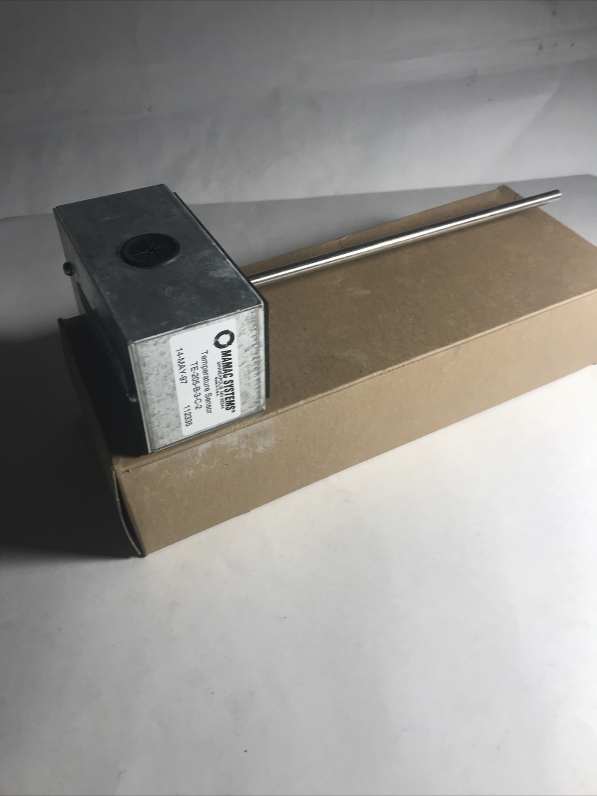 MAMAC SYSTEMS Temperature Sensor TE-205-B-3-C-2  NEW