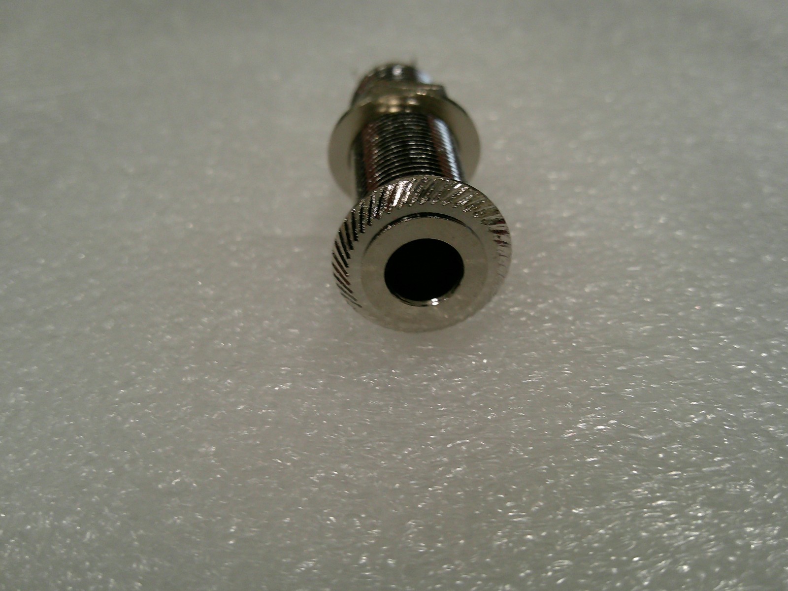 REAN 1/4in Stereo Jack Socket For Thick Panels Long-Threads