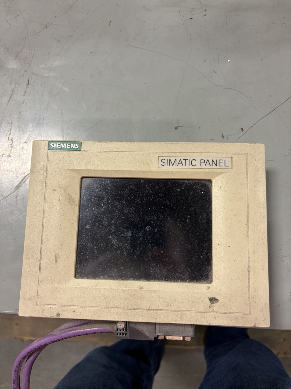 CRACKED SEE PICS Siemens 6AV6 545-0BC15-2AX0 Touch Panel 170B Color USED