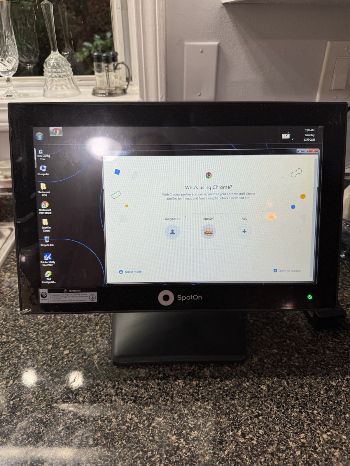 SpotOn APEXA GW POS Touchscreen System W/ PAX SP30 Card Reader