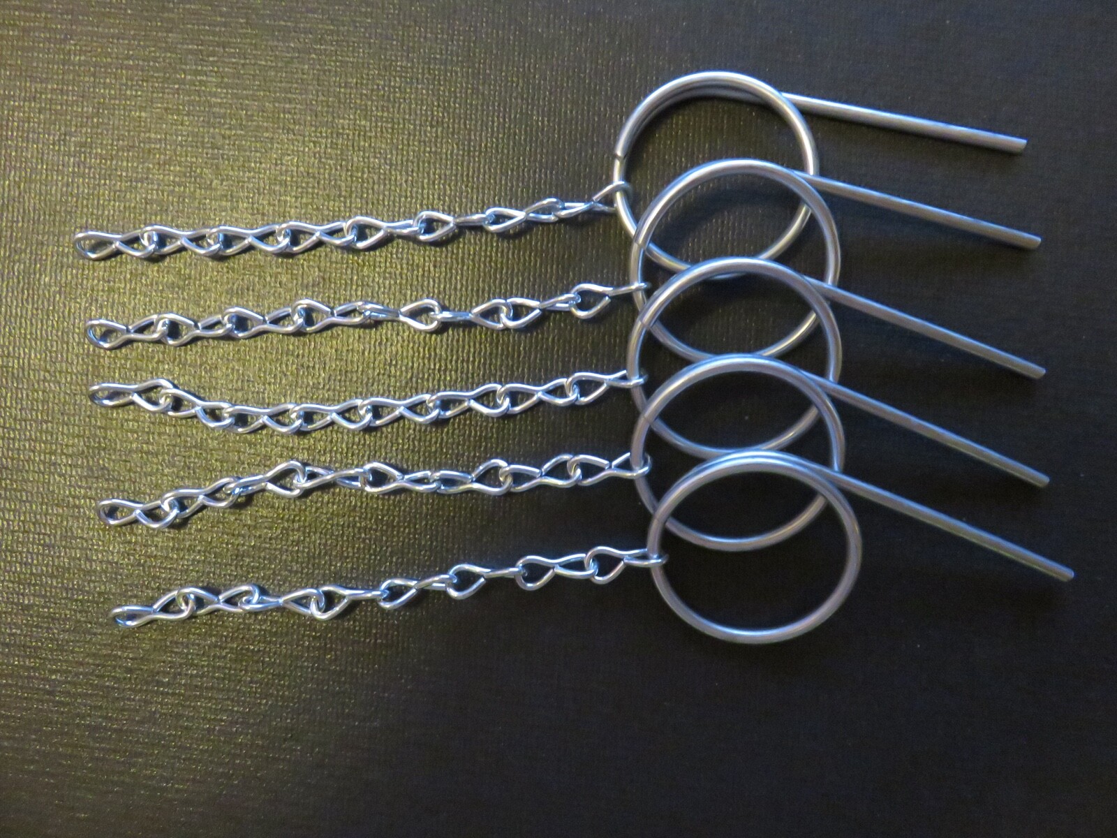 🔥🧯 5-FIRE EXTINGUISHER LOCK (LARGE LOOP) W/CHAINS SAFETY PULL PINS. 🔥🧯
