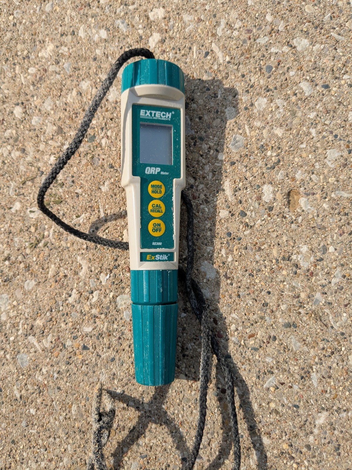 Used EXTECH CL200 EXSTIK HAND HOLD CHLORINE METER w ORP Electrode