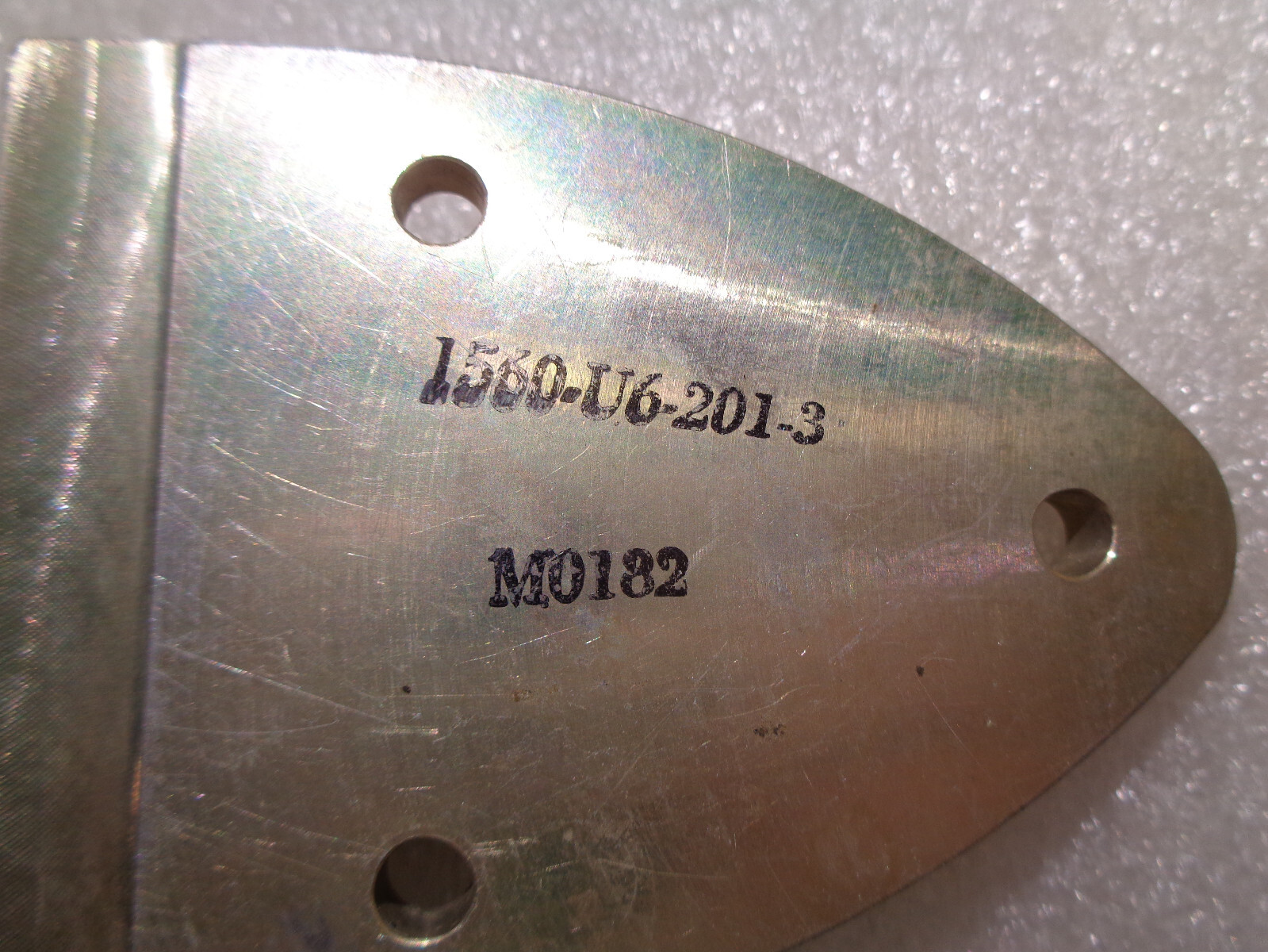 BEAVER DHC-2 L/H COCKPIT DOOR HINGE 1560-U6-201-3 / C2FS1255 NEW (LIMITED SUPPLY