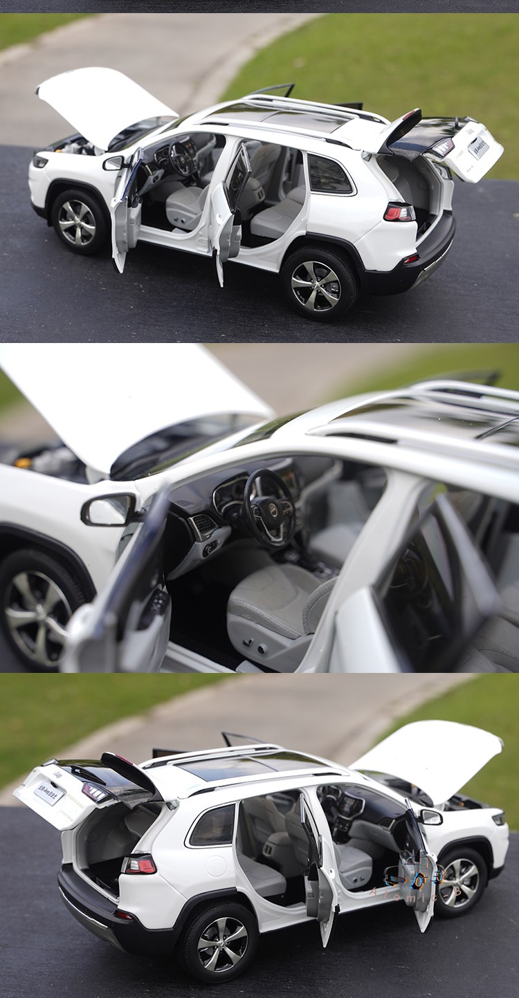 Original 1/18 GAC JEEP Cherokee 2020 New Free Light Simulation Alloy Car Model