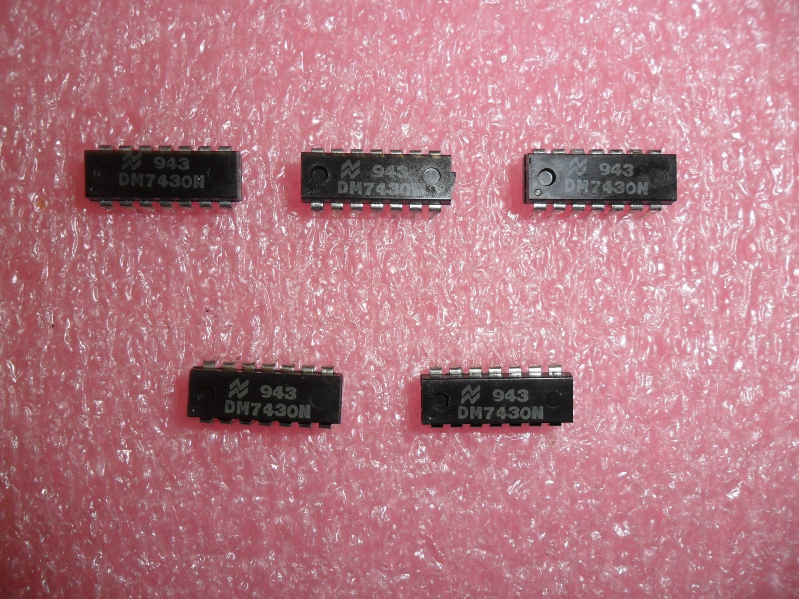 DM7430N IC LOGIC REPLACES SN7430N 7430PC 14 PIN PLASTIC DIP (LOT OF 5)