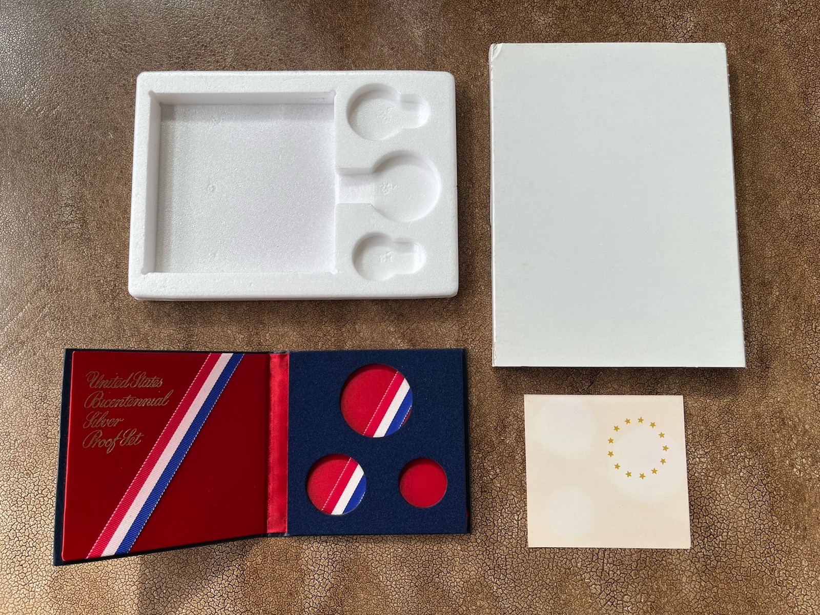 1776-1976 US Mint Bicentennial Silver Proof Set Box In OGP/Styrofoam (NO COINS)