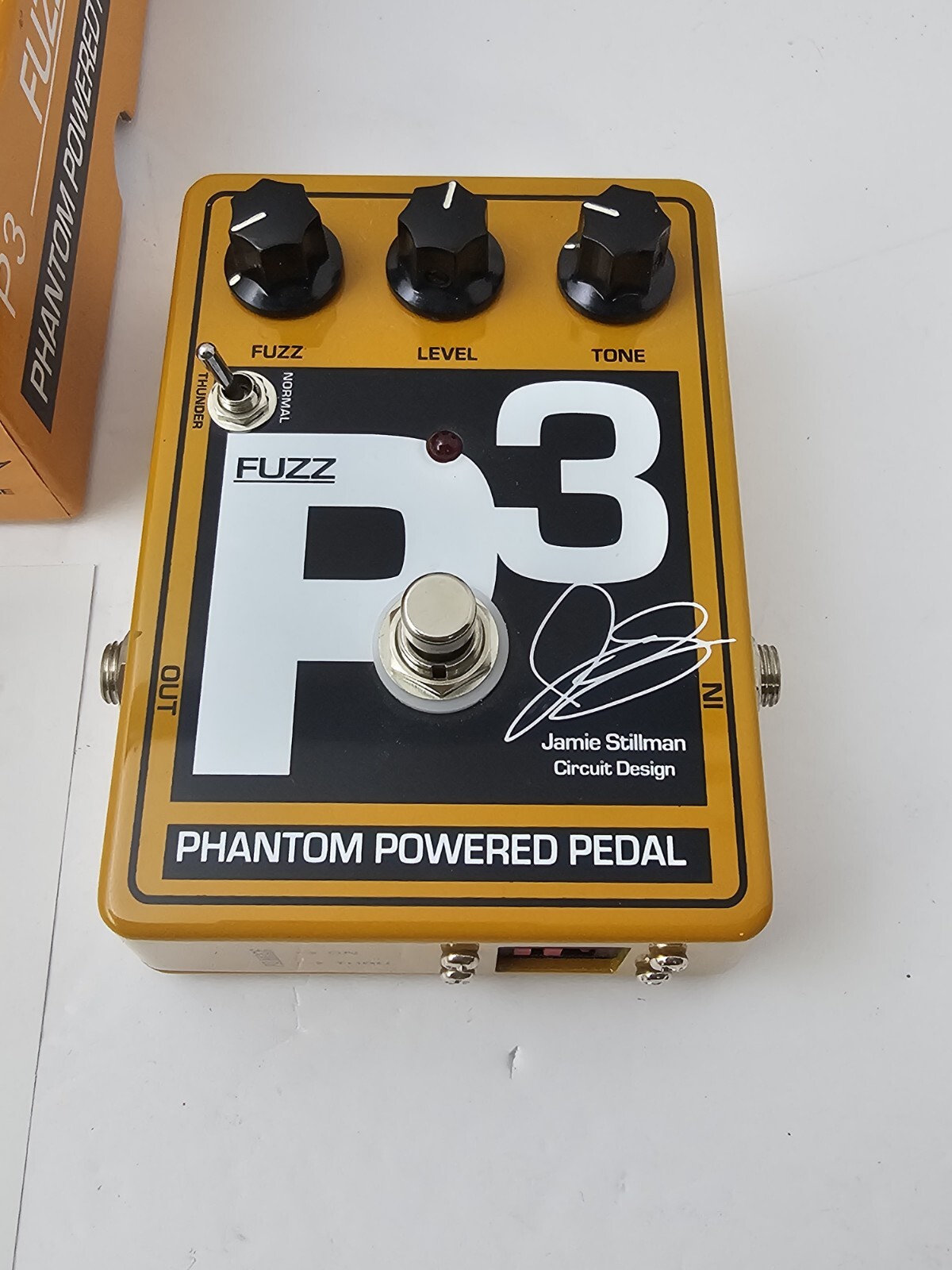 DC Voltage P3 Fuzz Jamie Stillman Phantom Powered Rare Guitar Effect Pedal