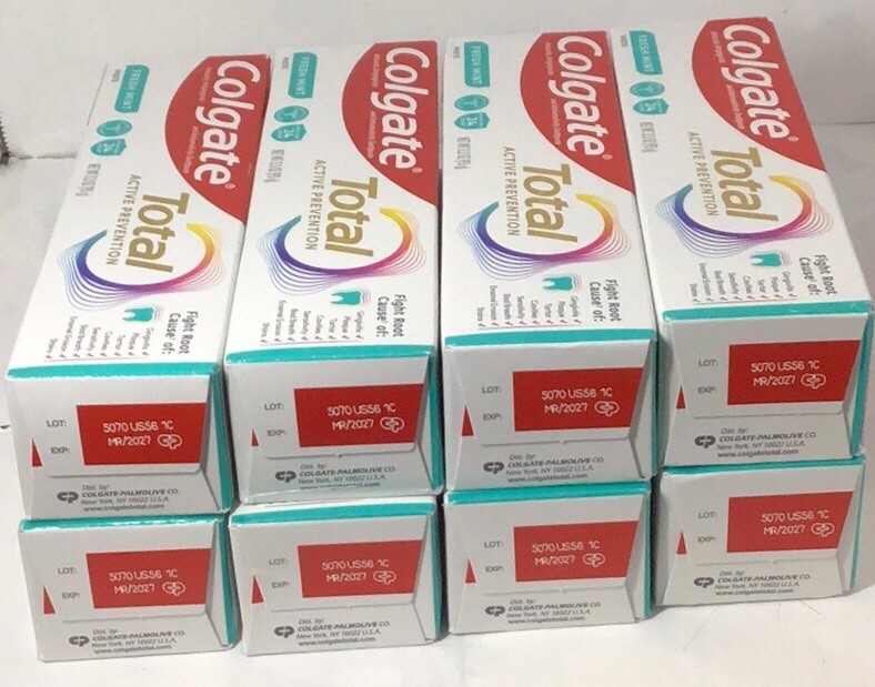 Colgate Total Fresh Mint Toothpaste, 8 Pack, 3.3 Oz Tube