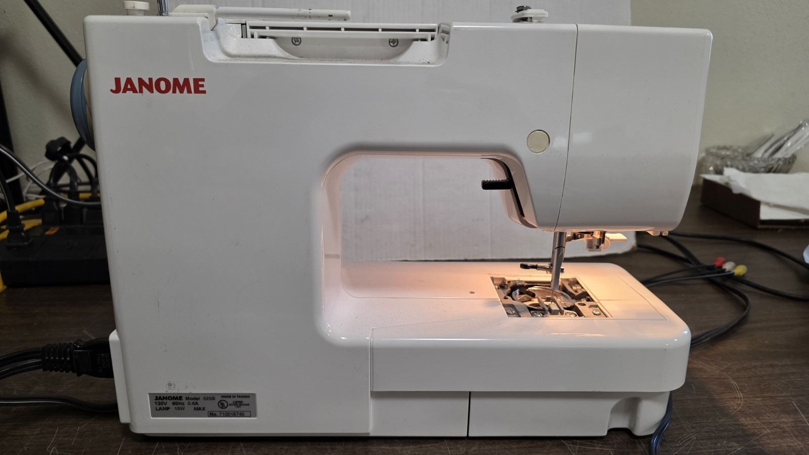 Janome Sewist 525S Electric Sewing Machine