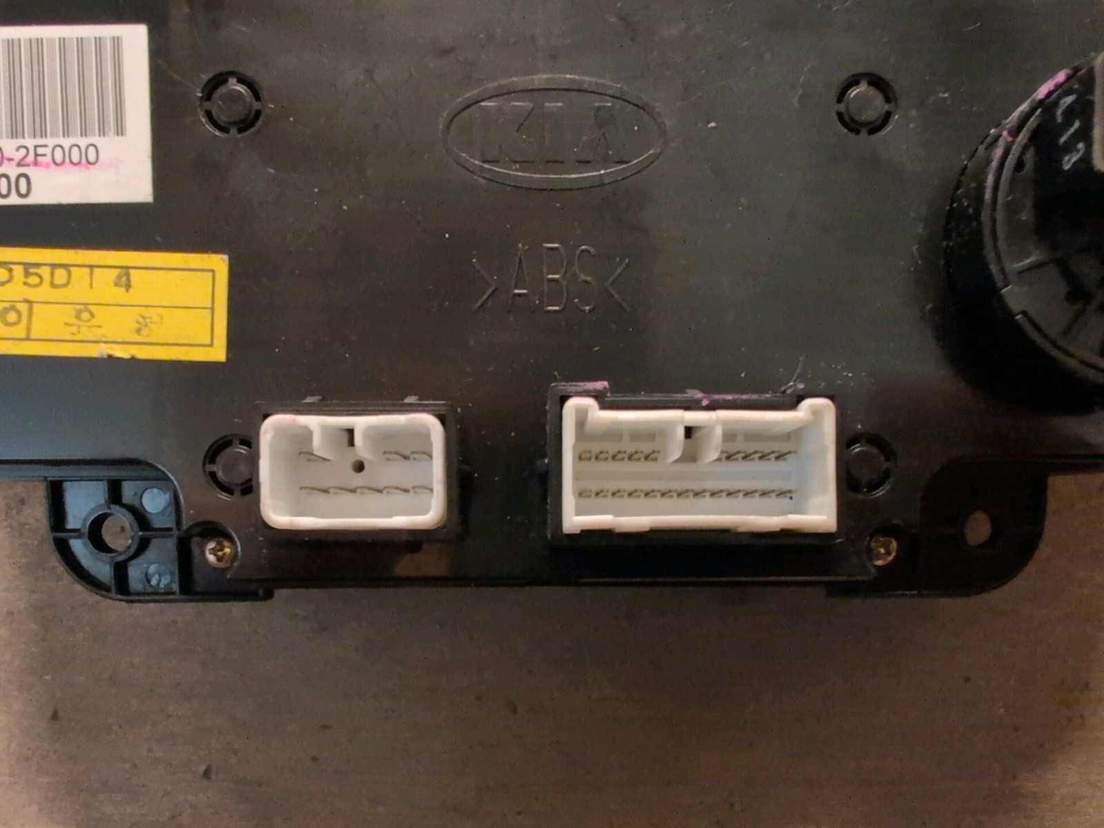 KIA Sorento Heater Control Switch Panel Genuine 972502F000