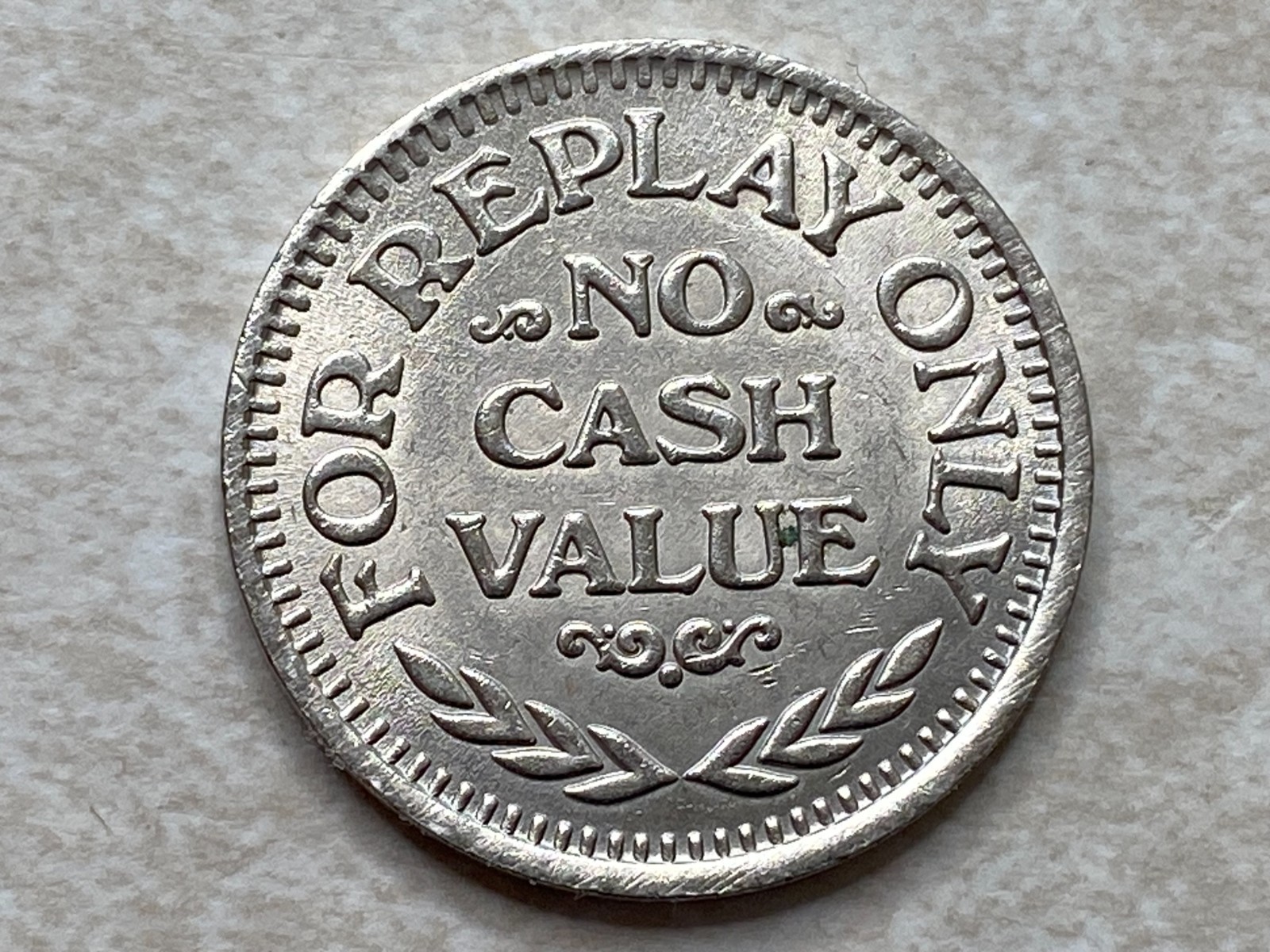 Puritan leaf Token T8705