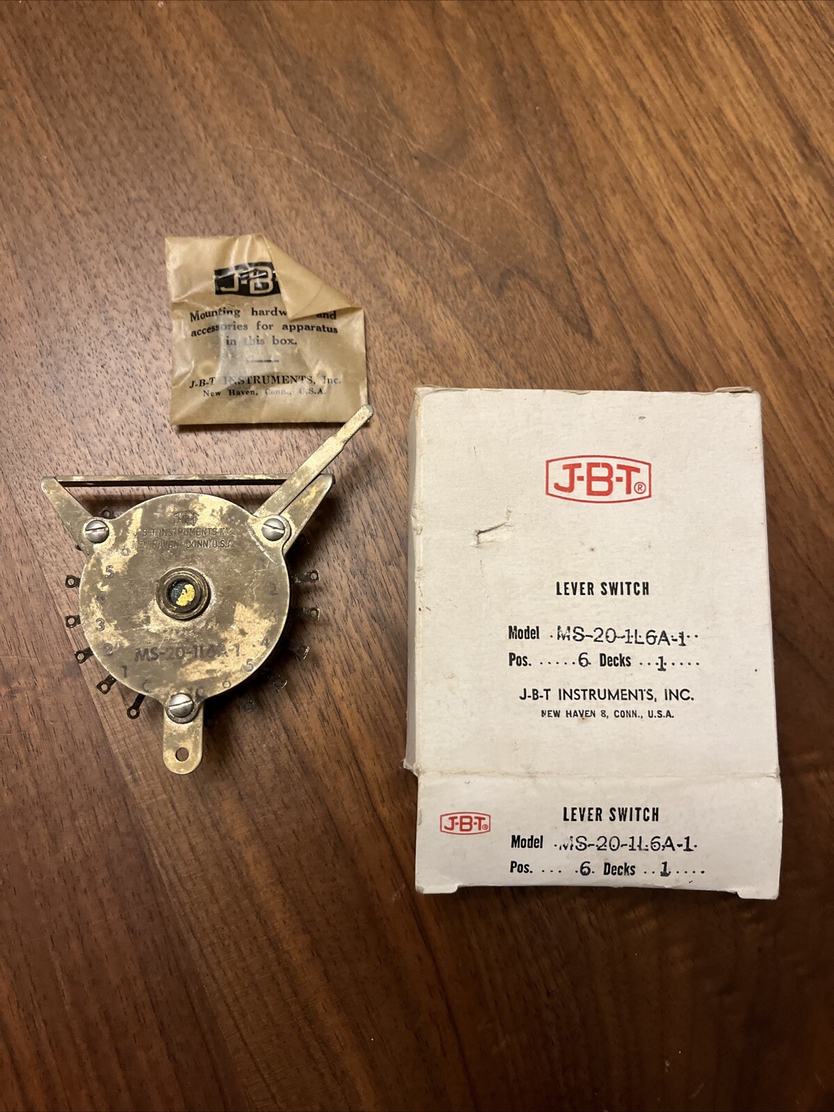 New  NOS JBT INSTRUMENTS 590719-1 Rotary Switch 1 Decks 6 Position vintage USA