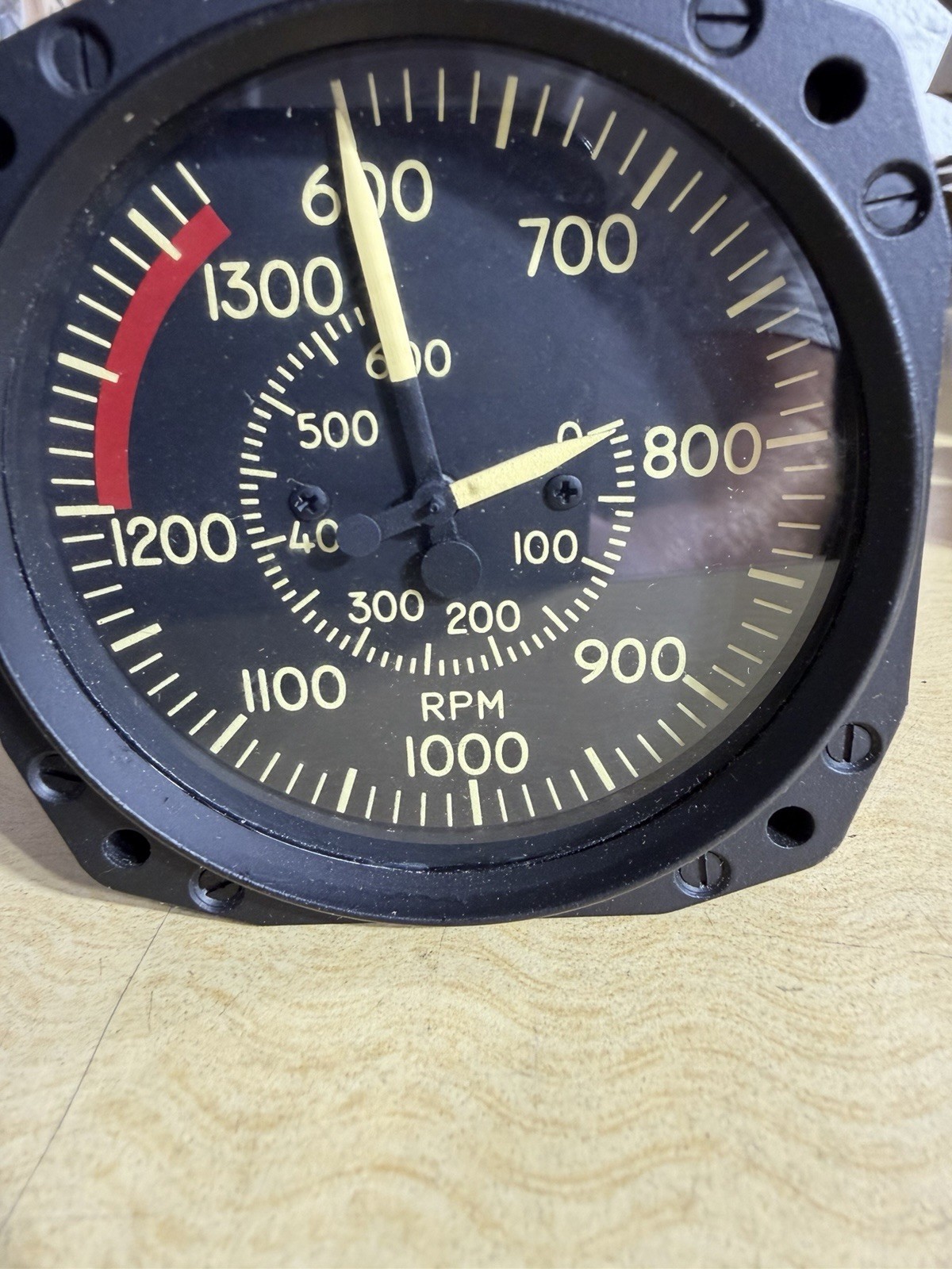 GE Electrical Tachometer Air Speed Indicator 600-1300 RPM 8DJ82CBA USGI Aviation